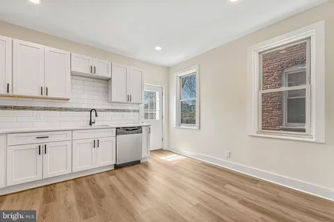 MLS: NJCD2114566