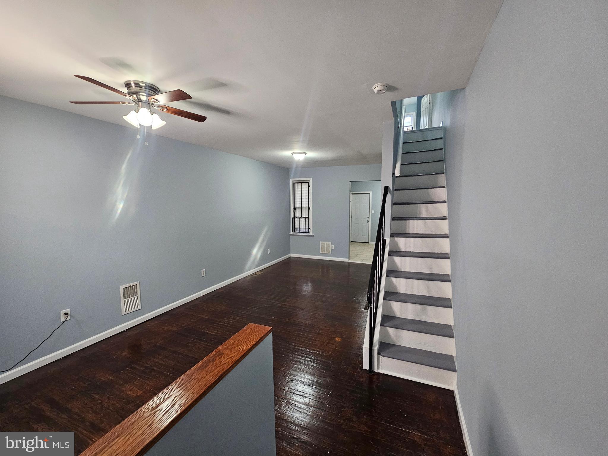 STRAWBERRY MANSION - Residential