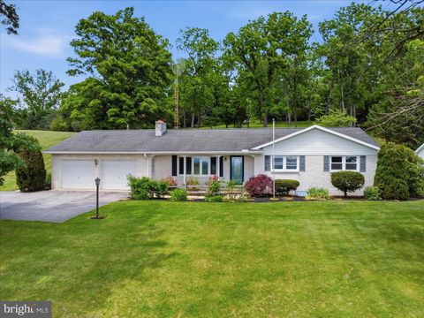 Homes For Sale - 11141 Lincoln Way<br/> FORT LOUDON, PA 17224