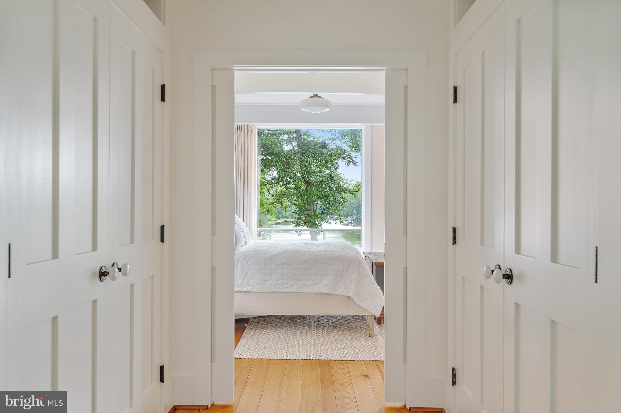 ARBUTUS BANKS - Residential