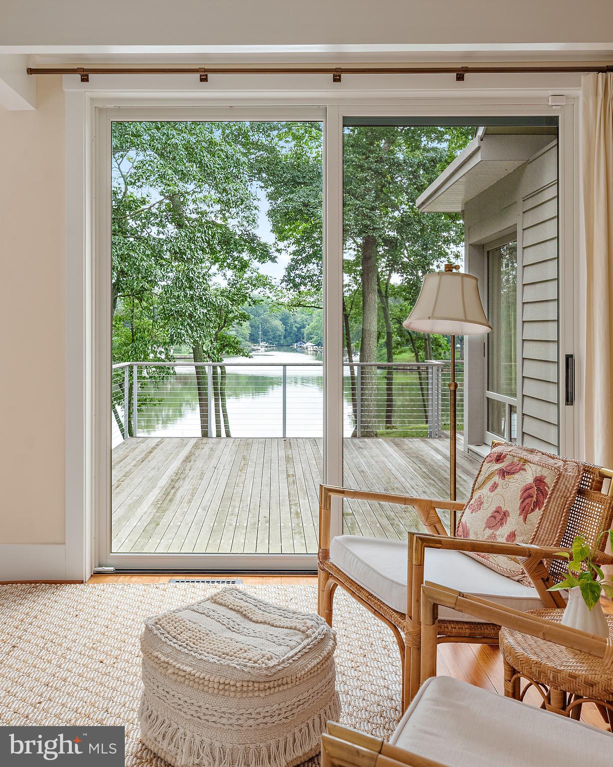 ARBUTUS BANKS - Residential