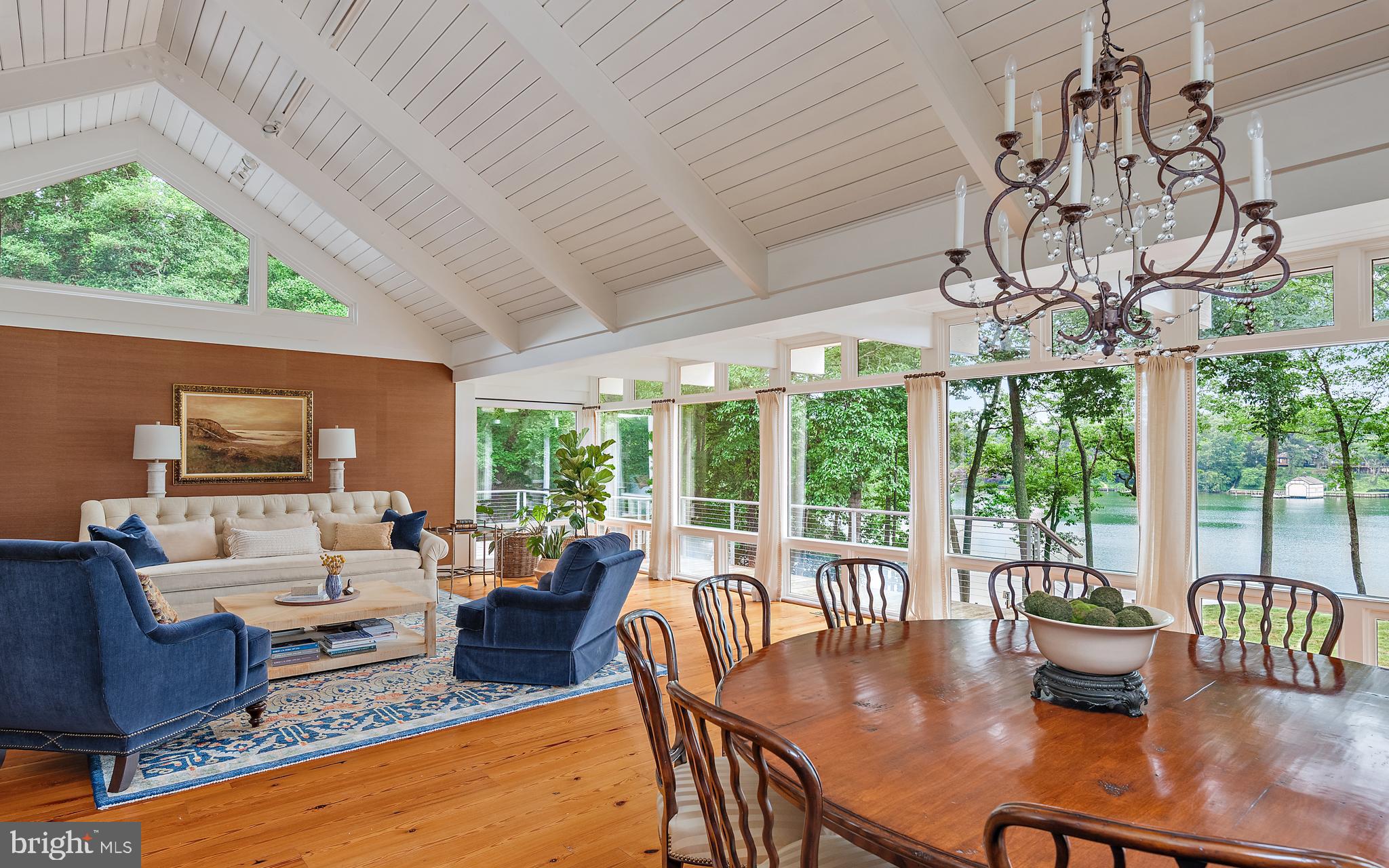 ARBUTUS BANKS - Residential