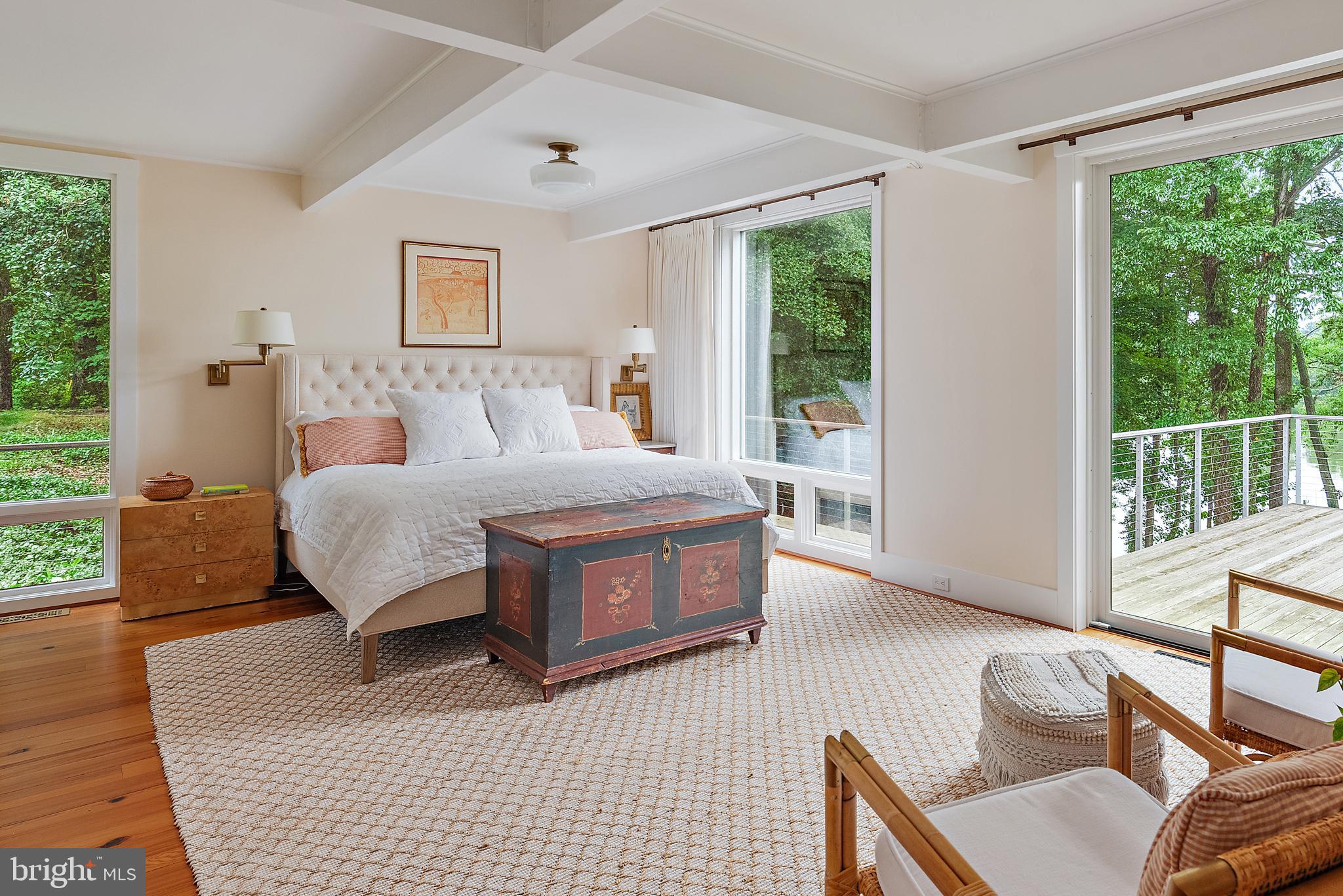 ARBUTUS BANKS - Residential