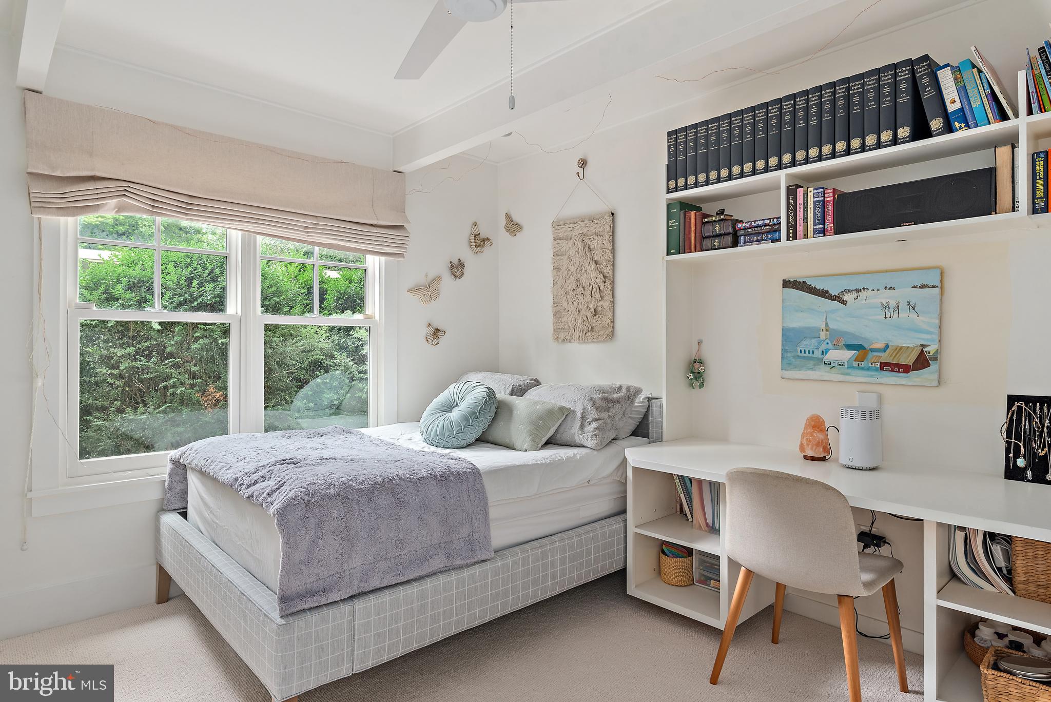 ARBUTUS BANKS - Residential