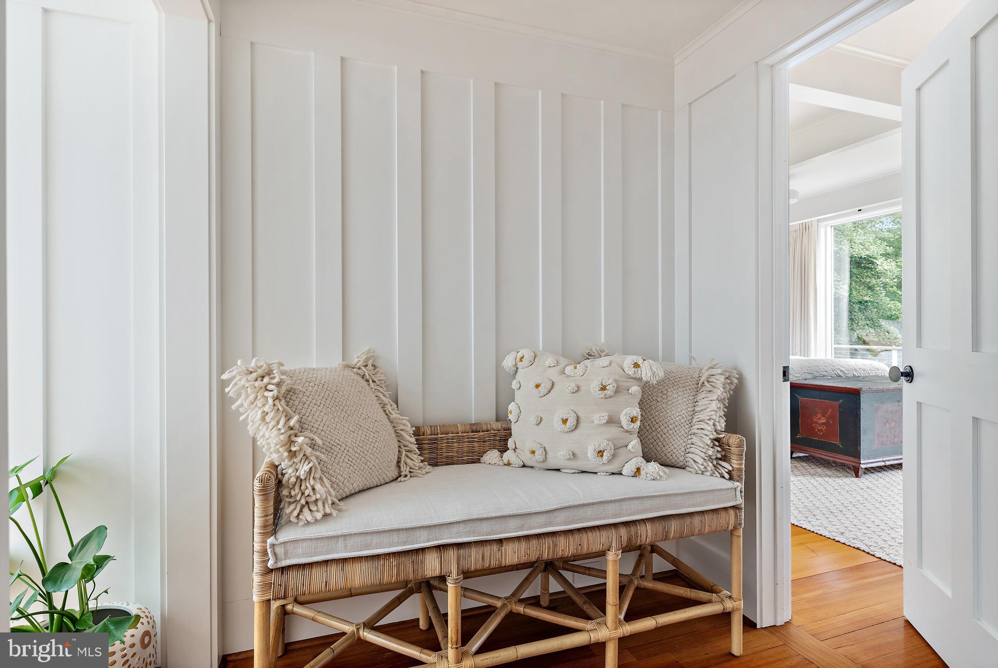 ARBUTUS BANKS - Residential