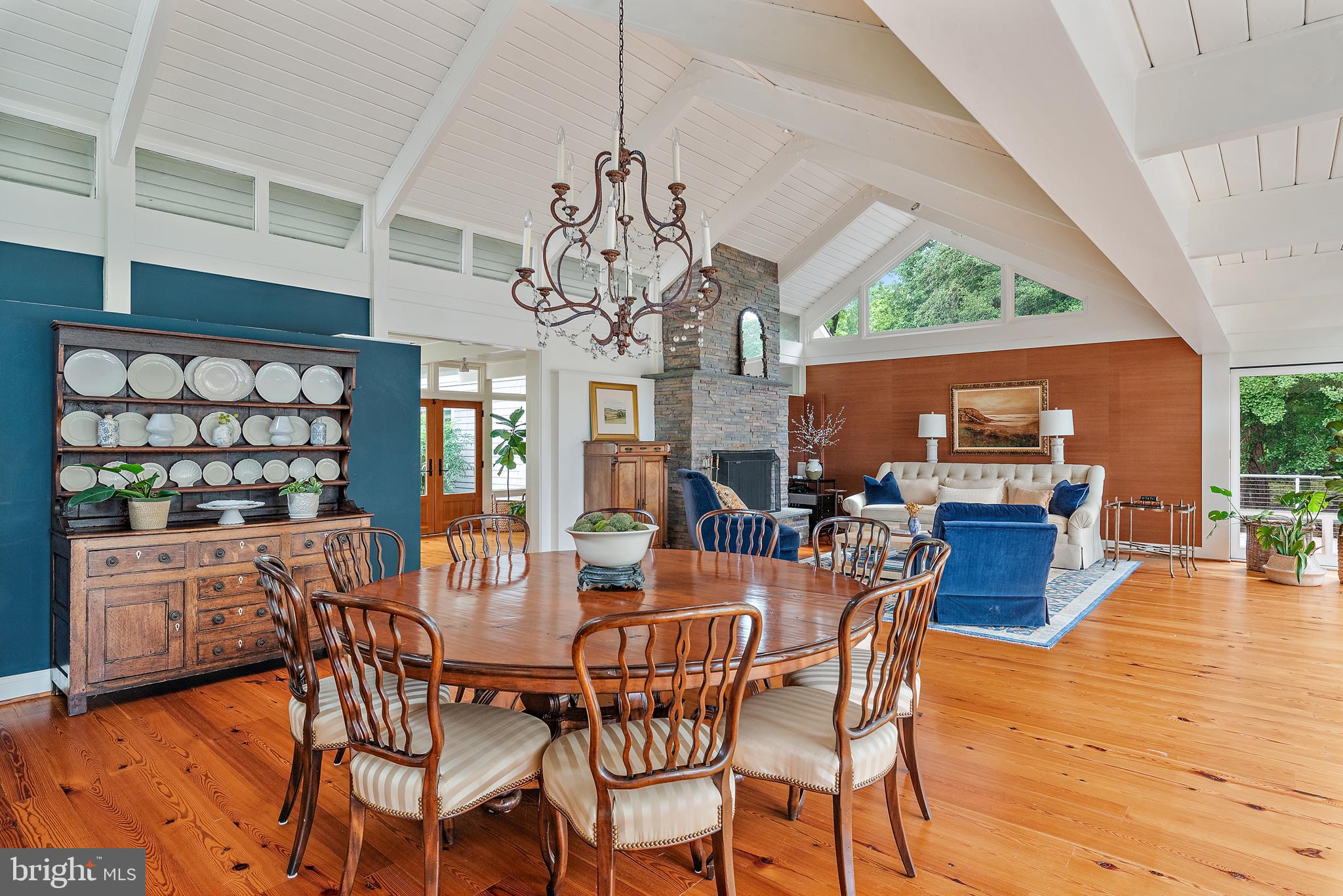 ARBUTUS BANKS - Residential