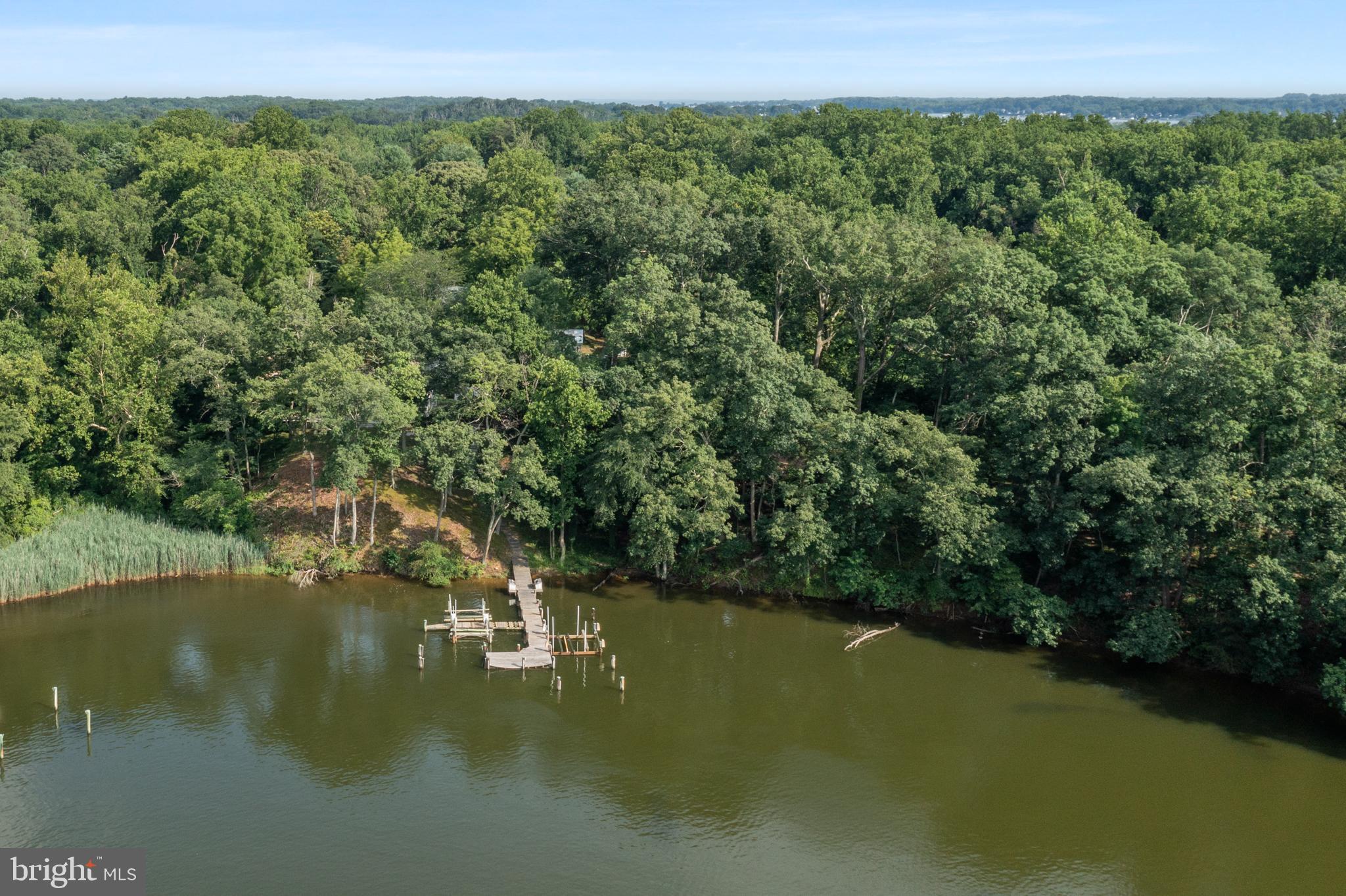 ARBUTUS BANKS - Residential