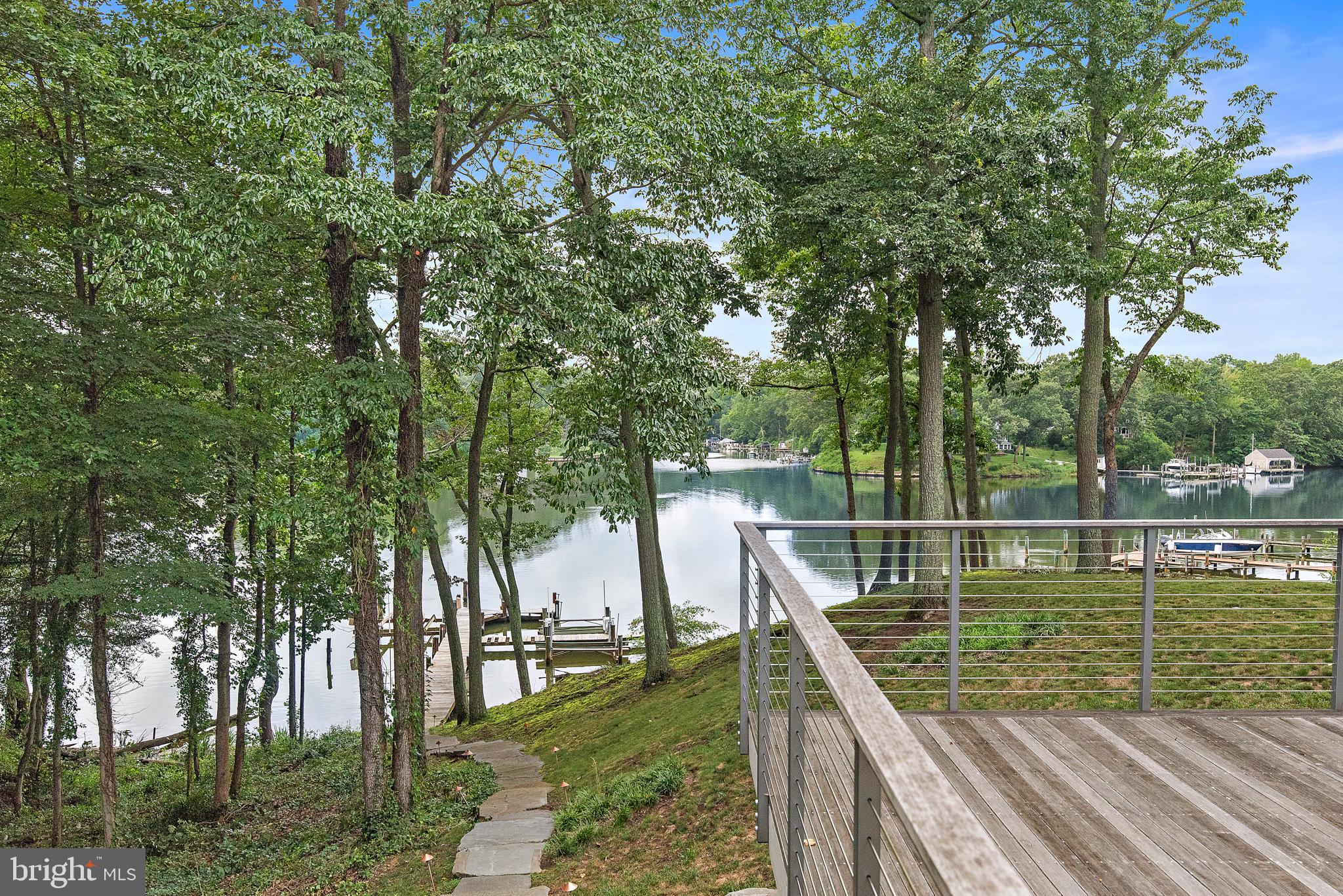 ARBUTUS BANKS - Residential