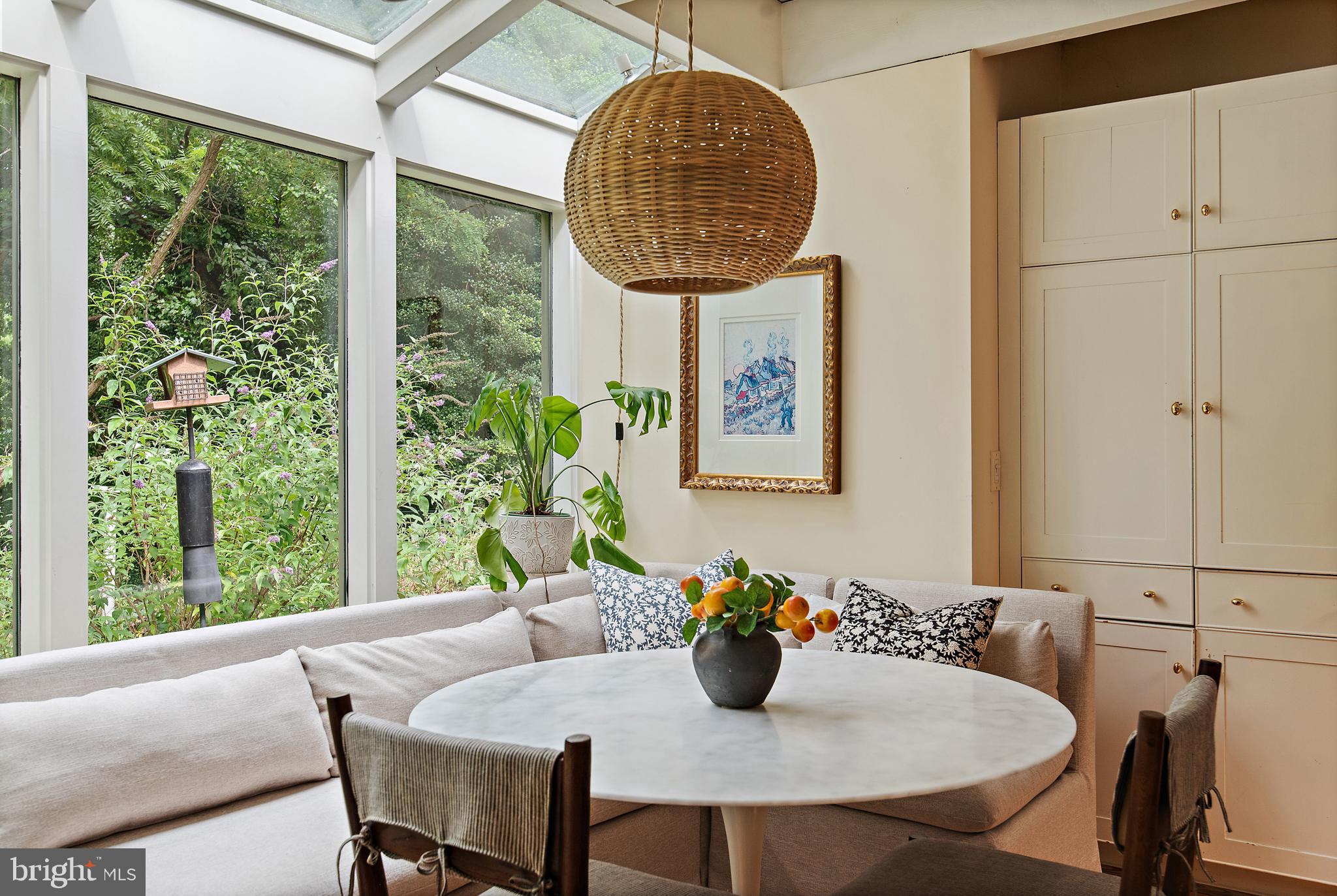 ARBUTUS BANKS - Residential