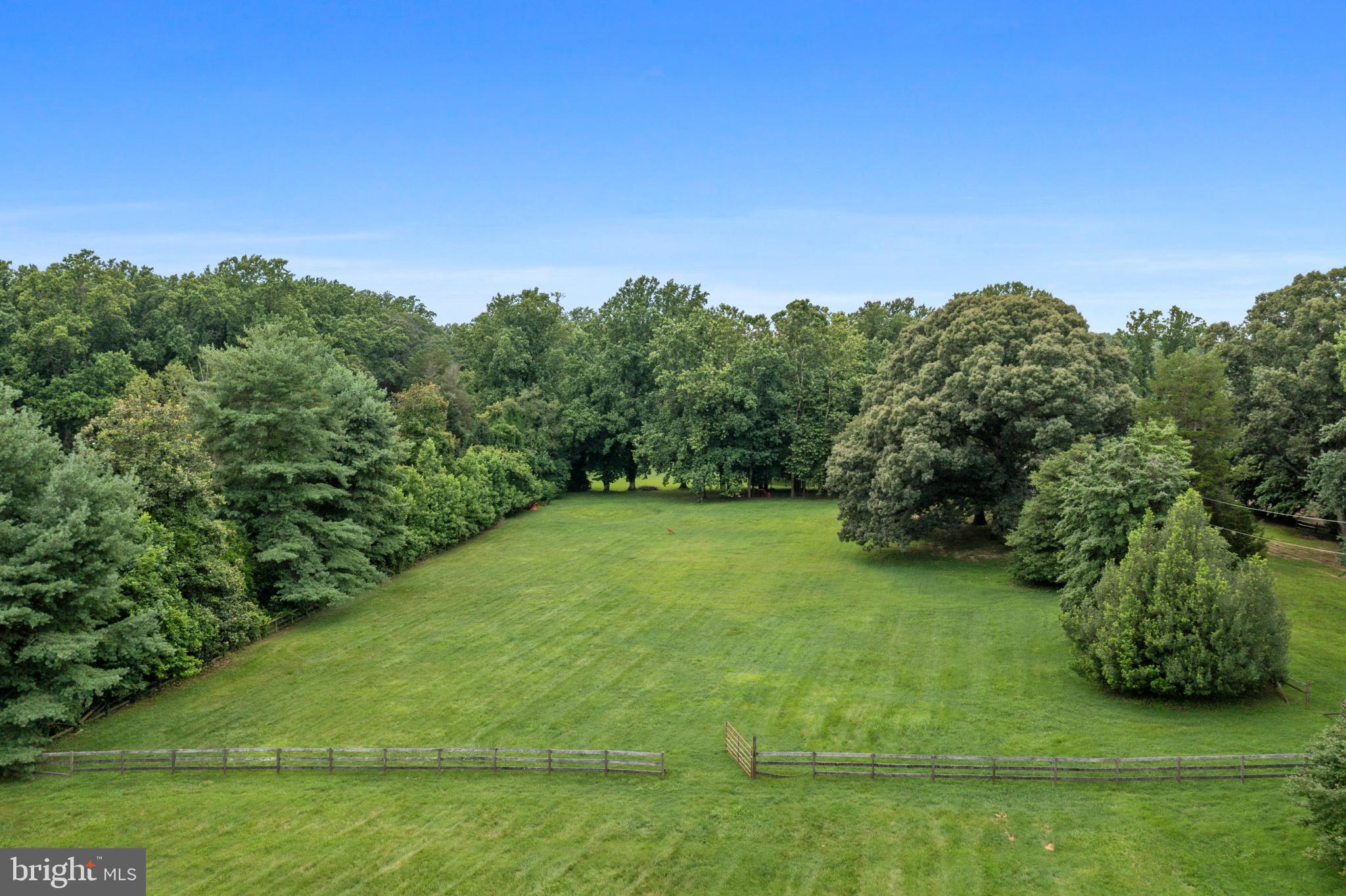 ARBUTUS BANKS - Residential