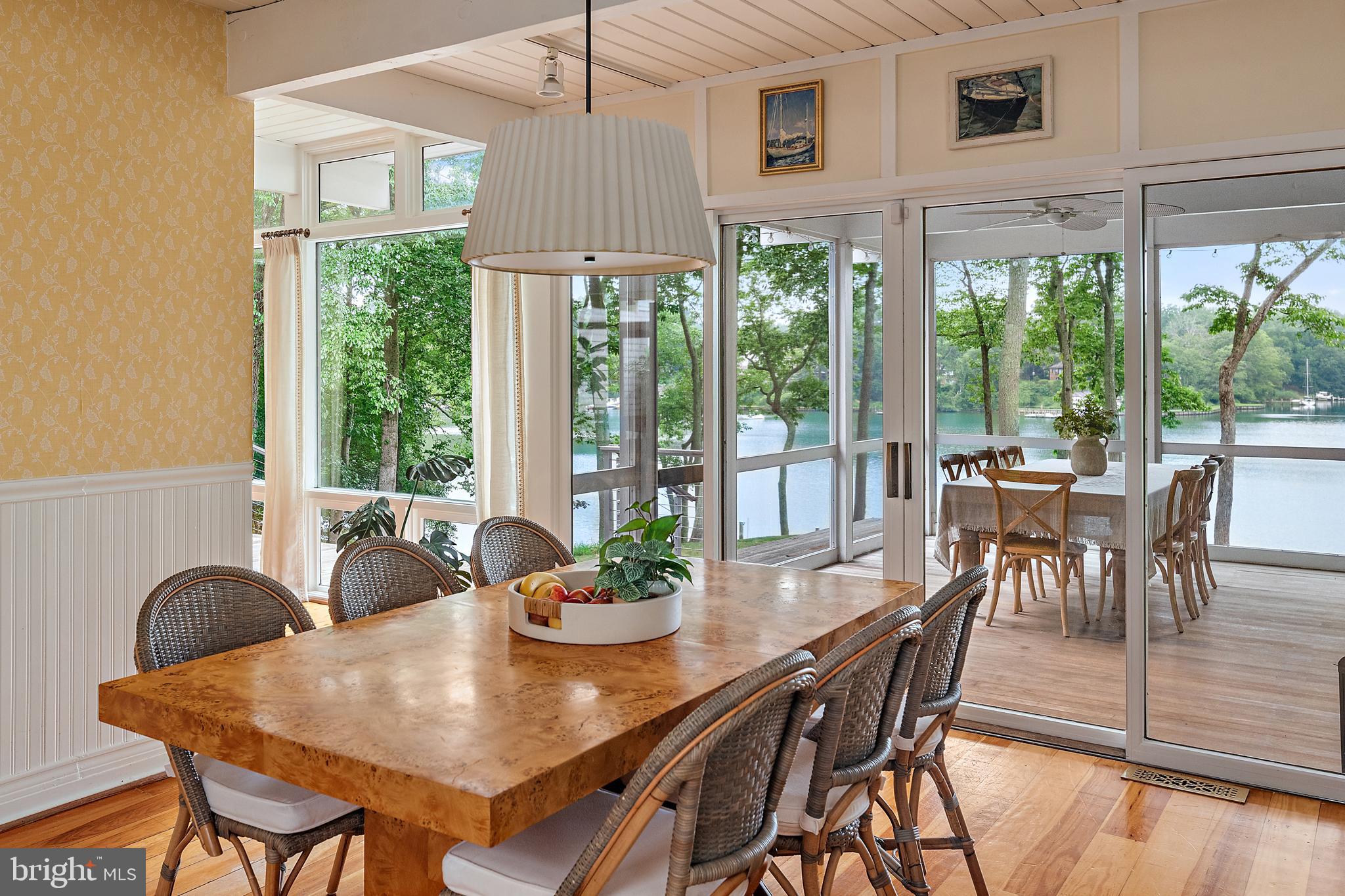 ARBUTUS BANKS - Residential