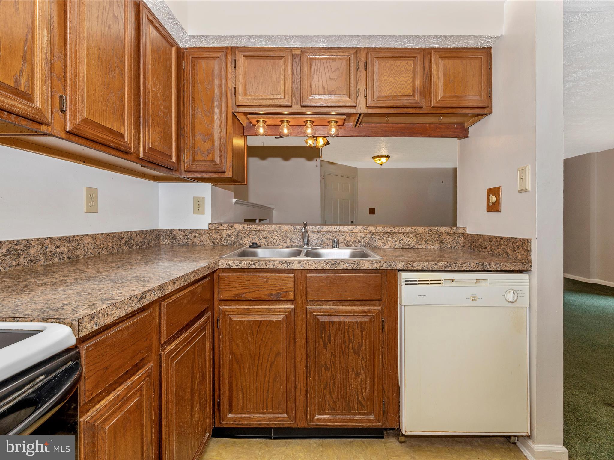 FREDERICKTOWNE VILLAGE - Residential