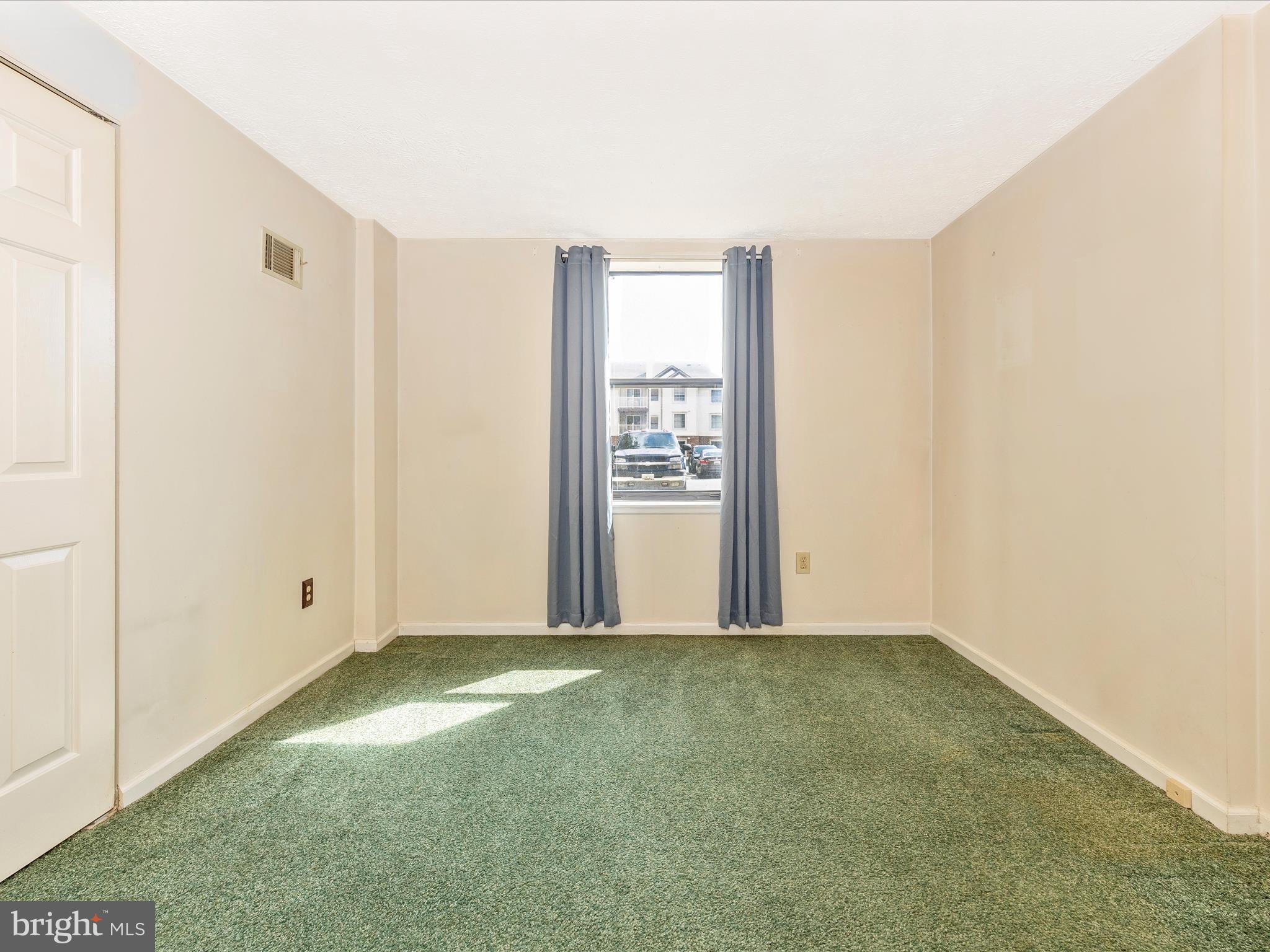 FREDERICKTOWNE VILLAGE - Residential