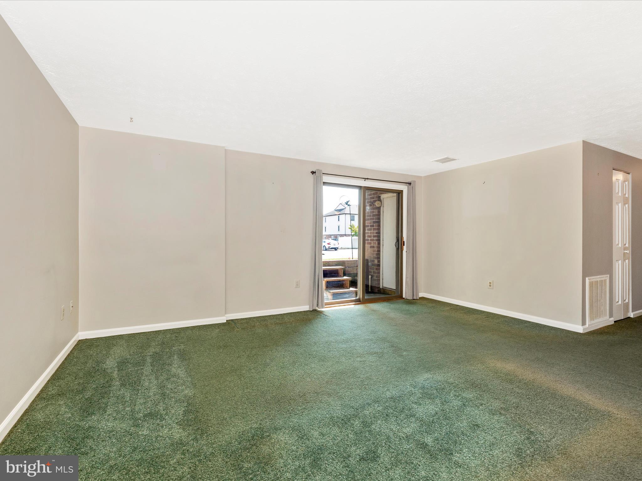 FREDERICKTOWNE VILLAGE - Residential