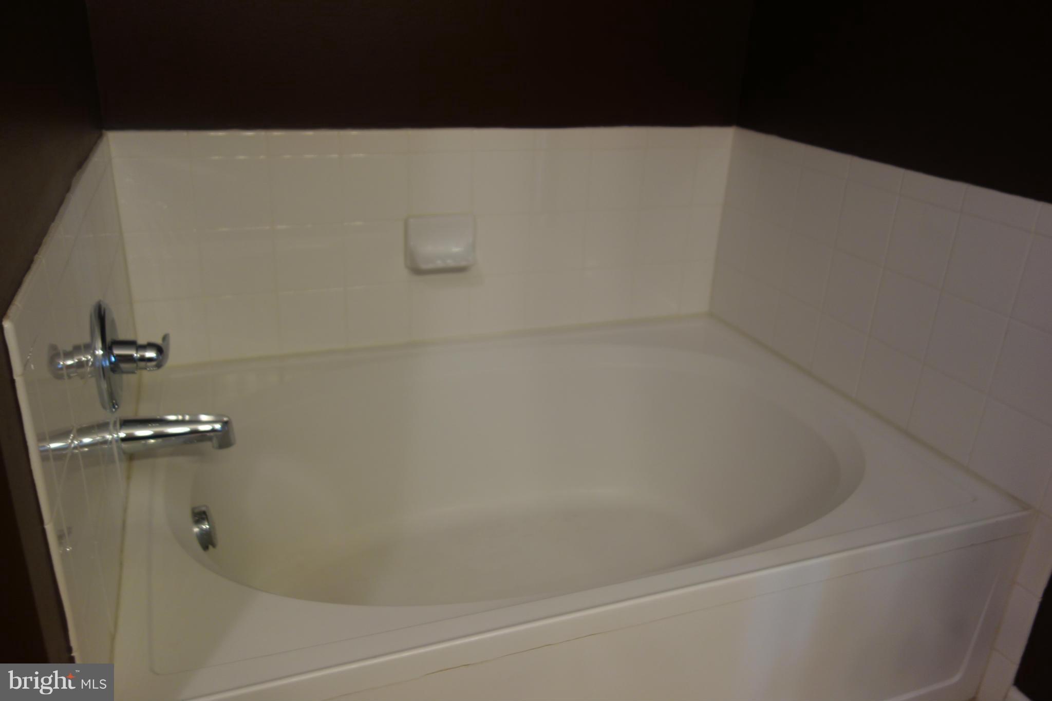 THE ASHMORE - Residential Lease