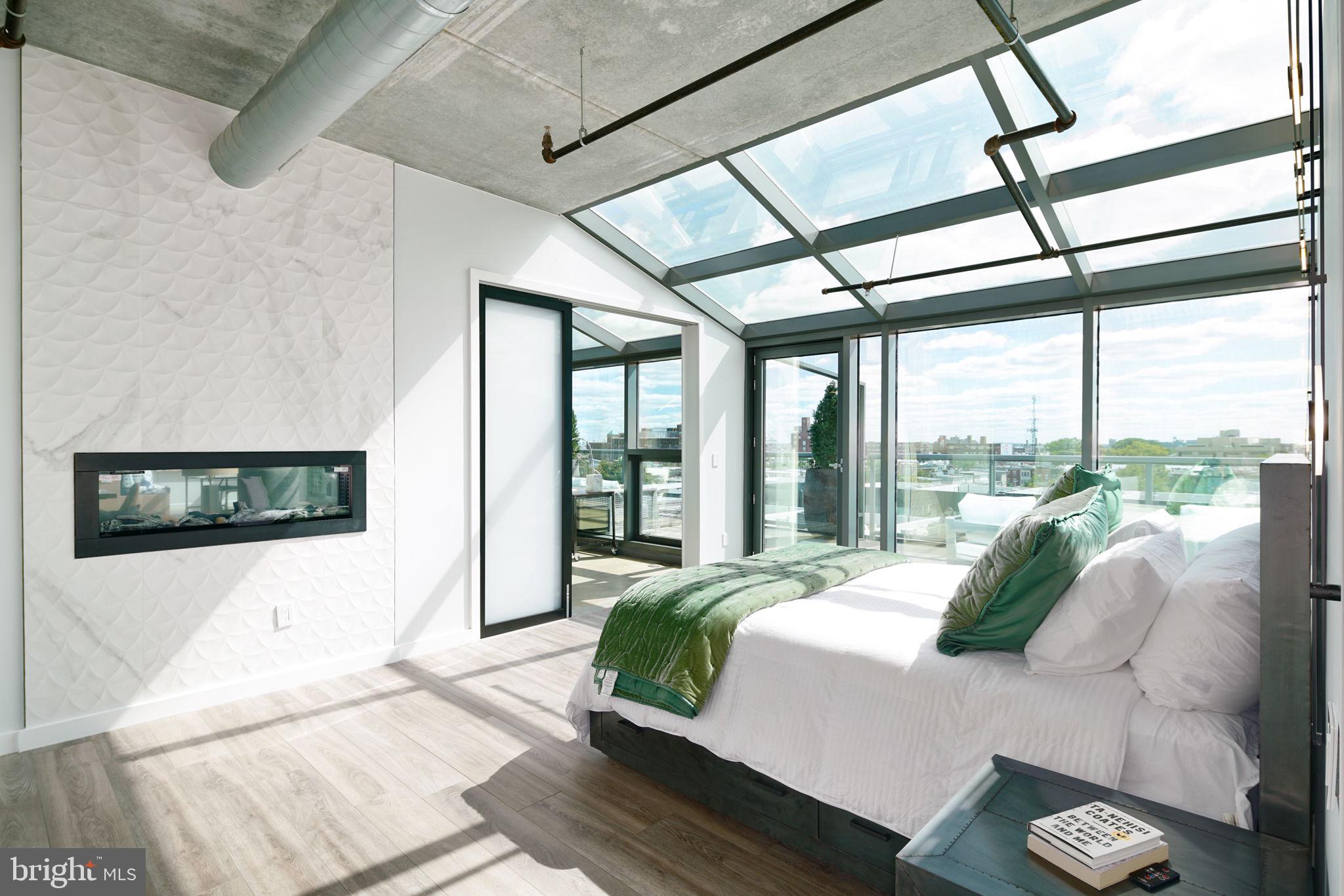 AVENUE OF THE ARTS - Residential