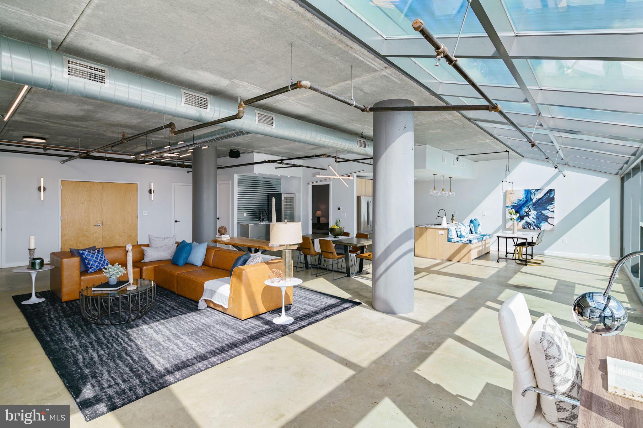 AVENUE OF THE ARTS - Residential