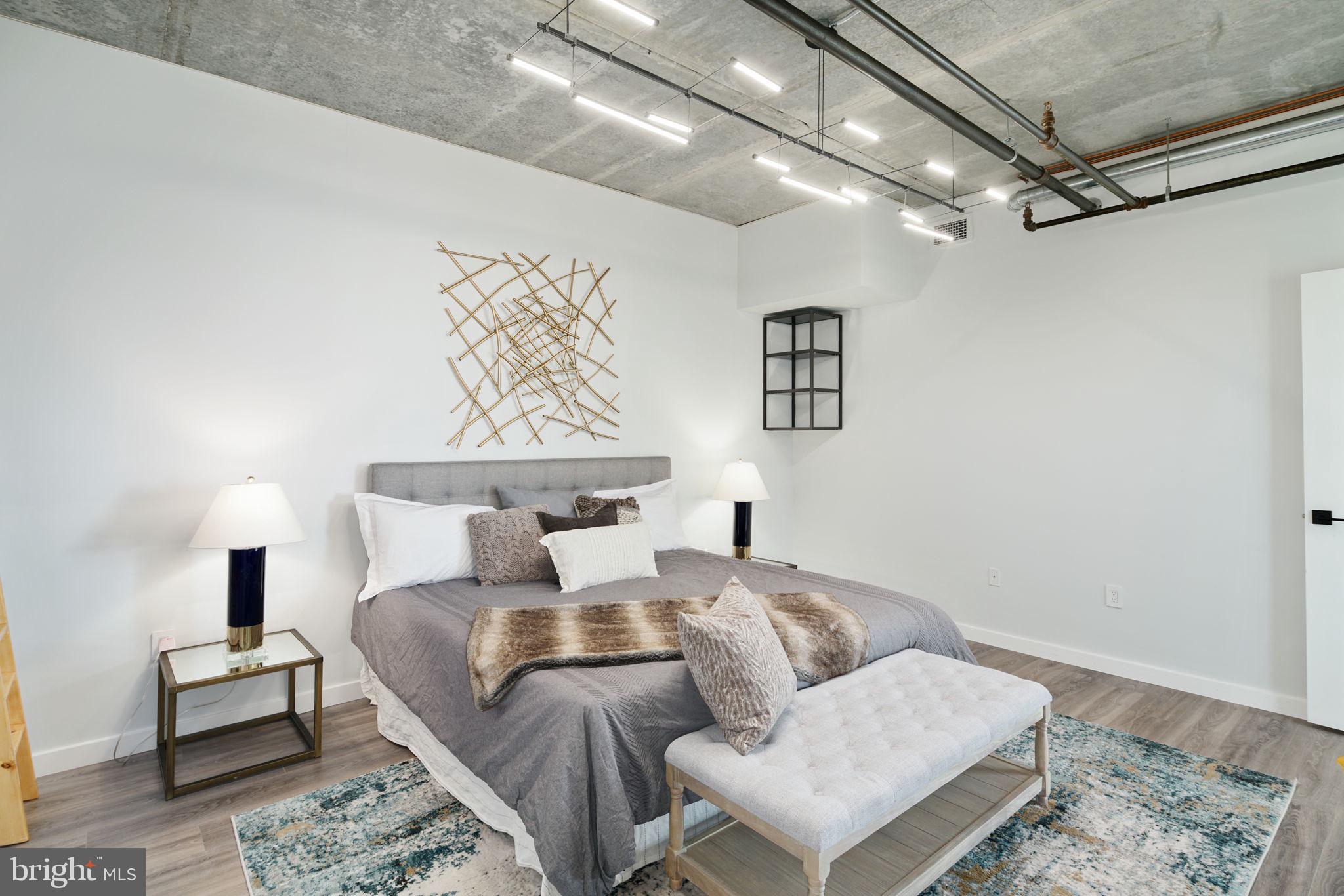 AVENUE OF THE ARTS - Residential