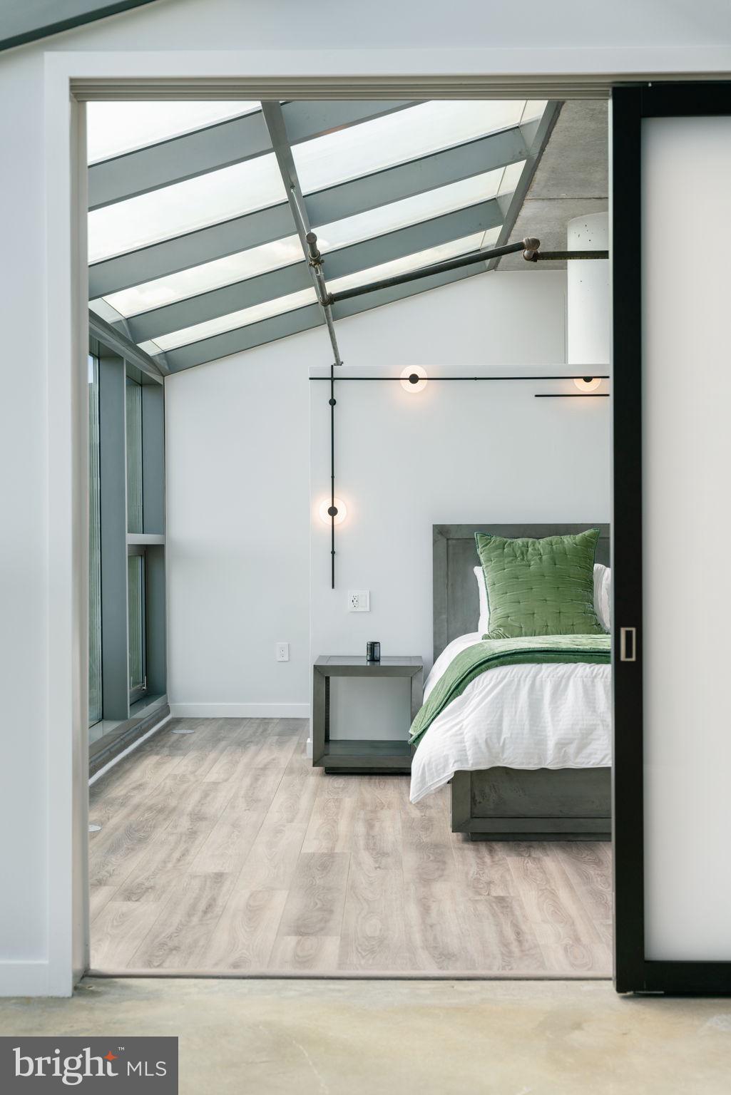 AVENUE OF THE ARTS - Residential