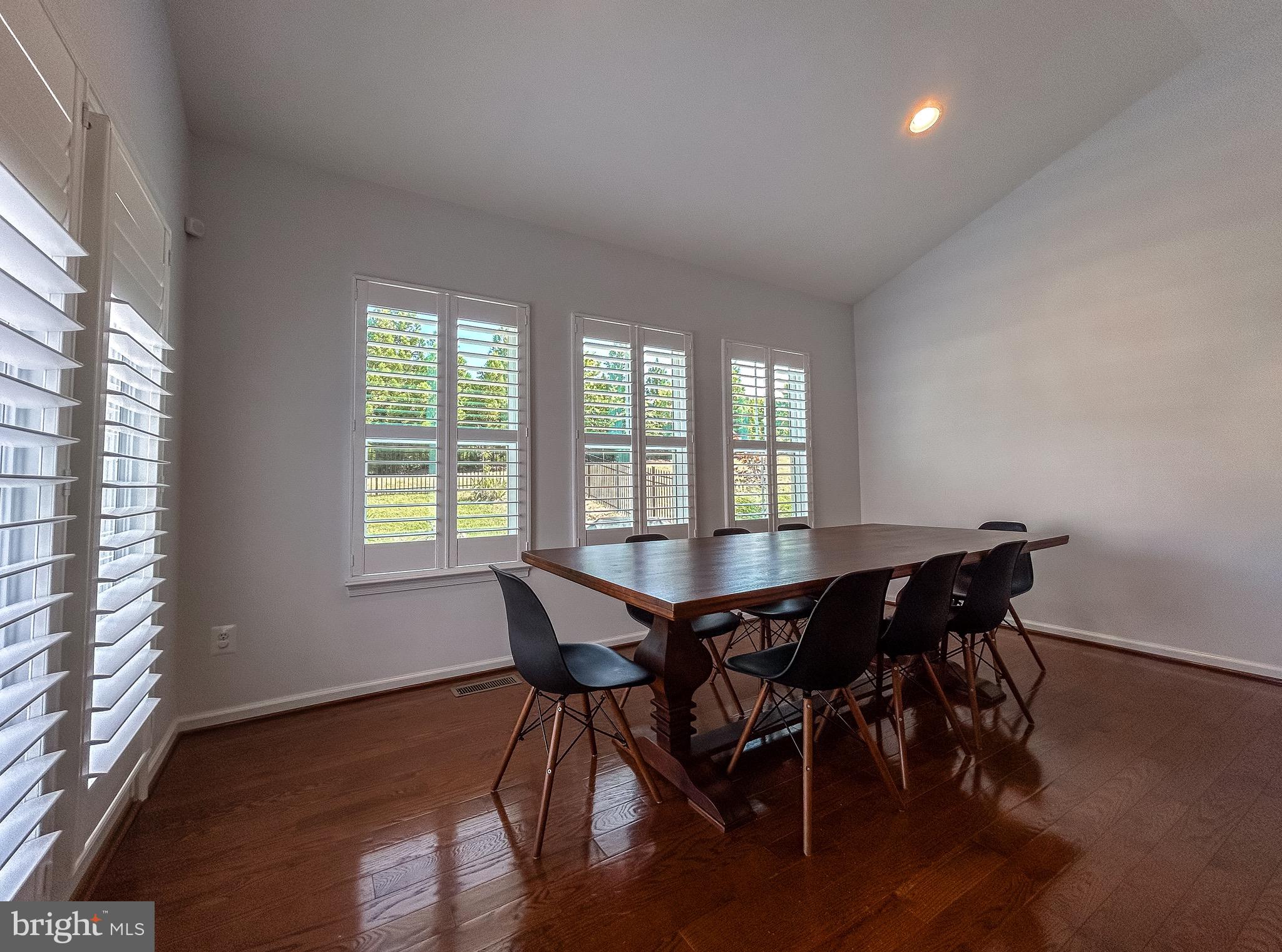 POTOMAC SHORES - Residential Lease