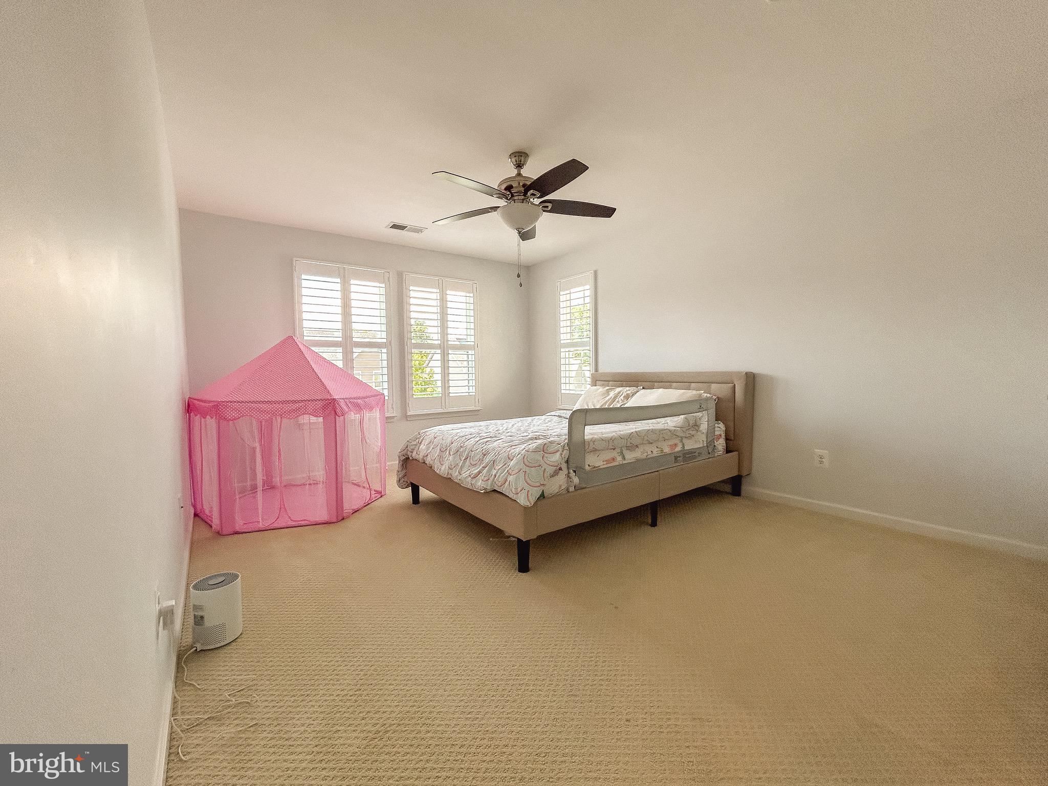 POTOMAC SHORES - Residential Lease