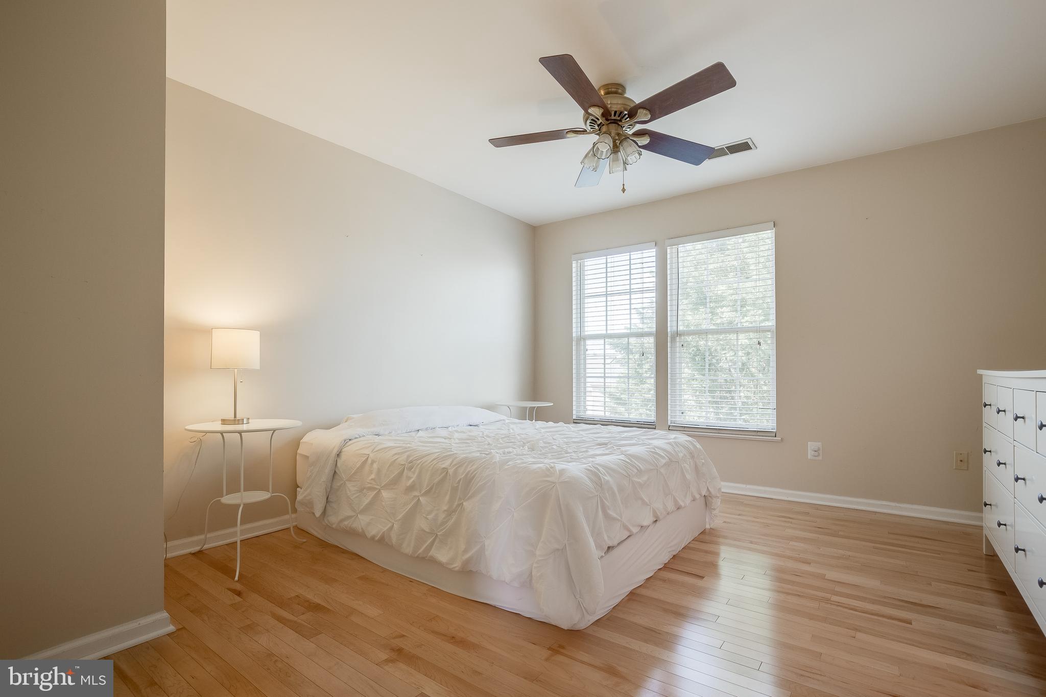 CENTRE RIDGE - Residential