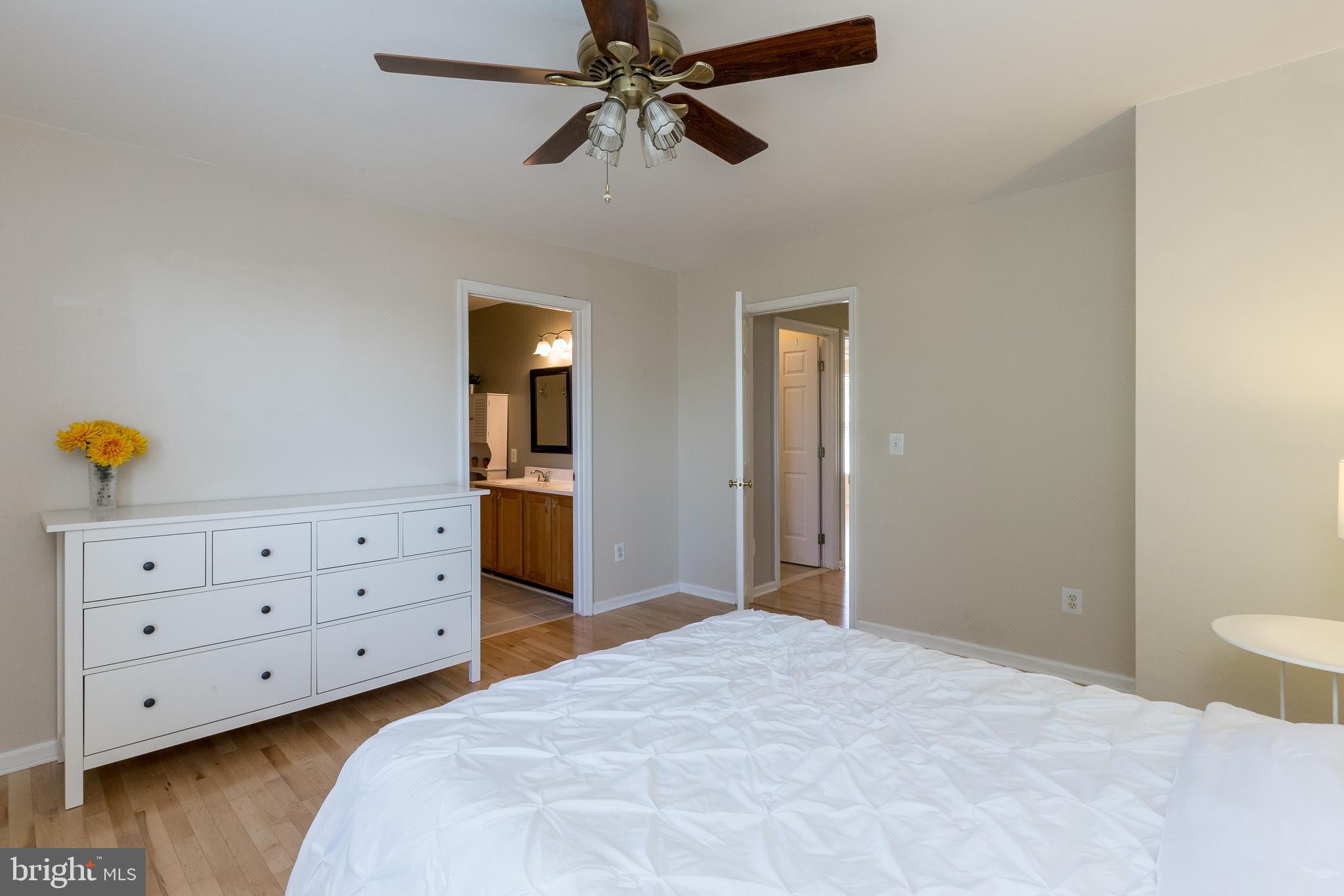 CENTRE RIDGE - Residential