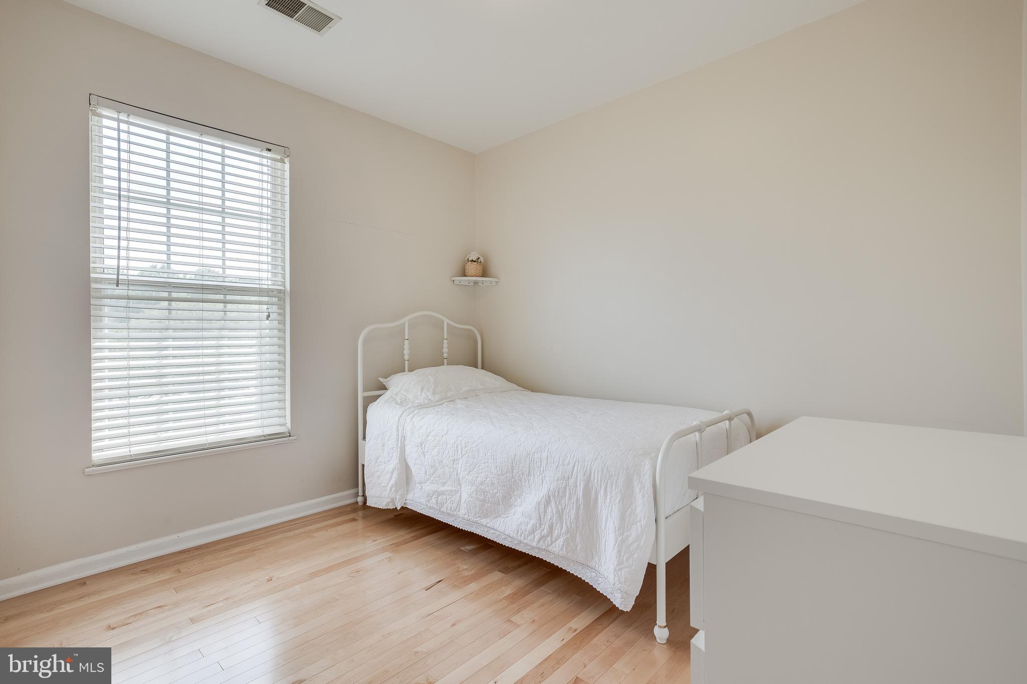 CENTRE RIDGE - Residential