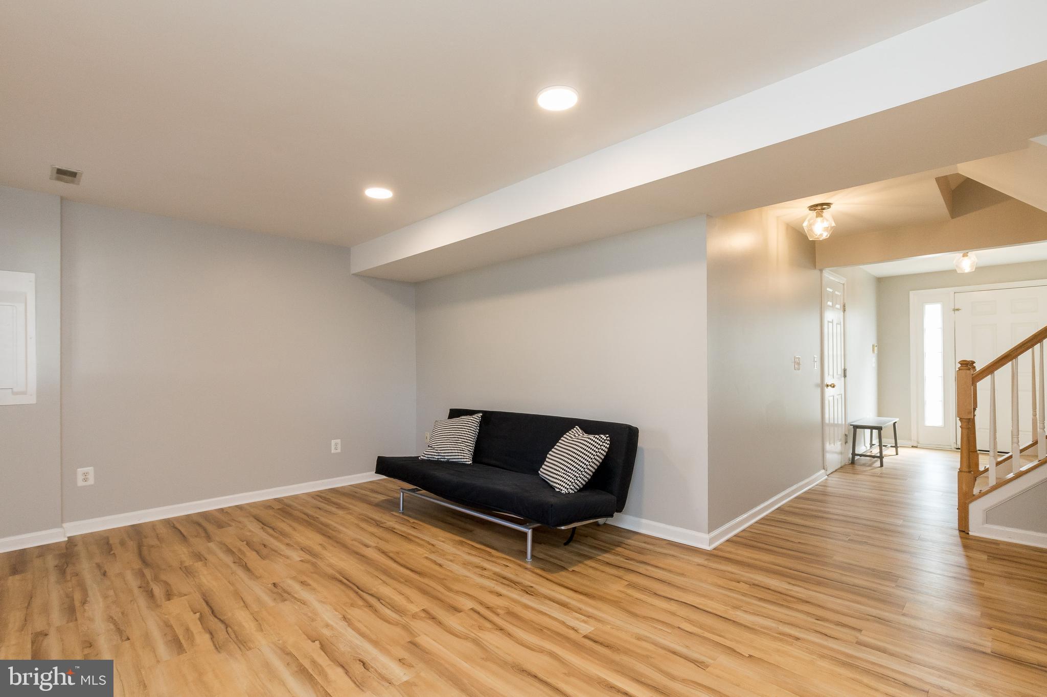 CENTRE RIDGE - Residential