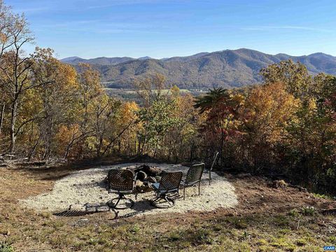 Homes For Sale - 1494 Spruce Creek Ln<br/> NELLYSFORD, VA 22958