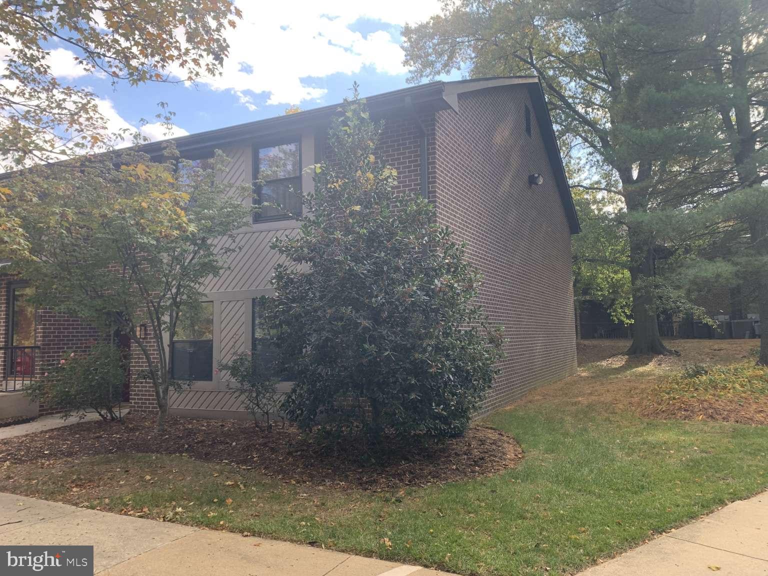 4039 SOCIETY DRIVE 4039