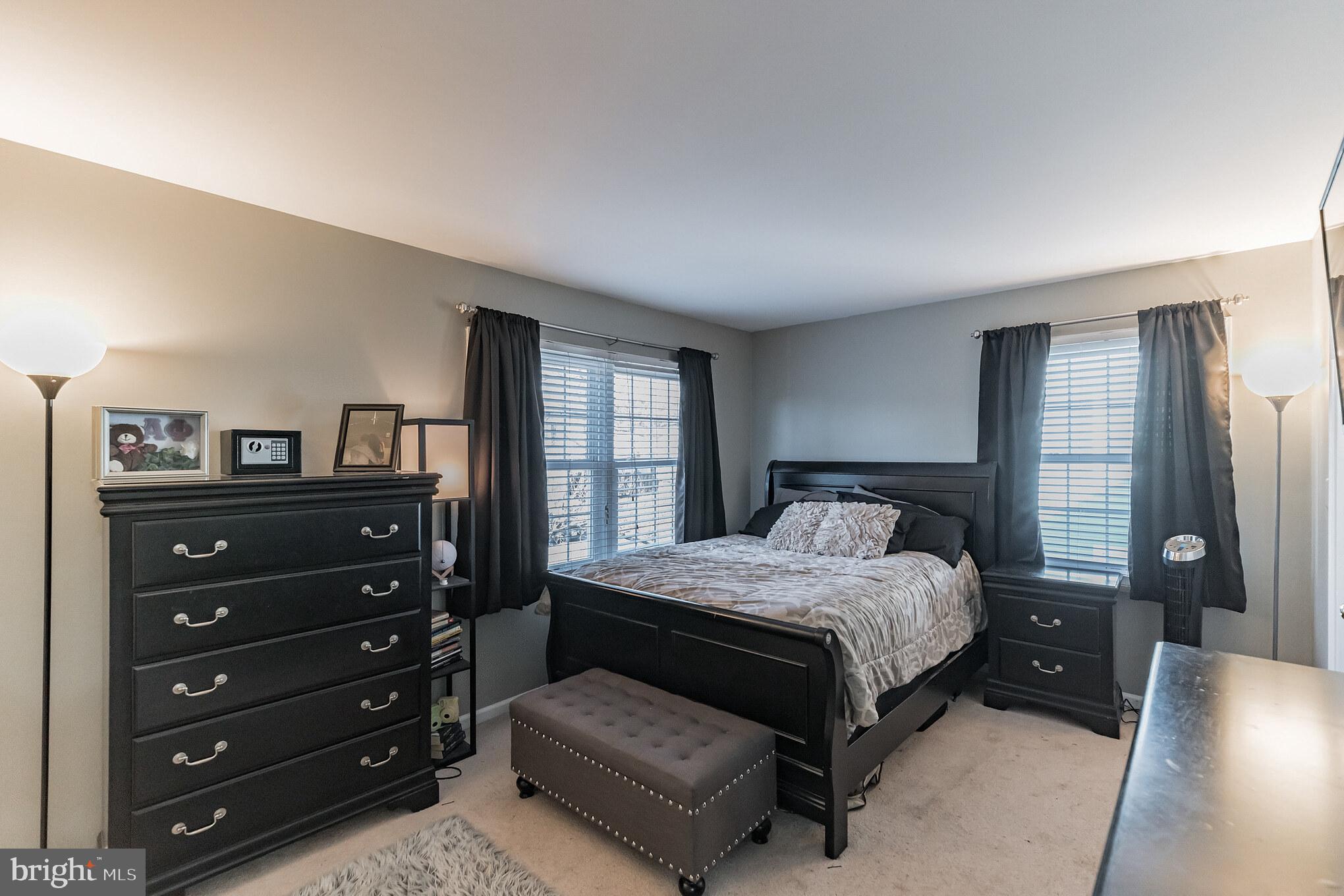 STAFFORD MEADOWS - Residential