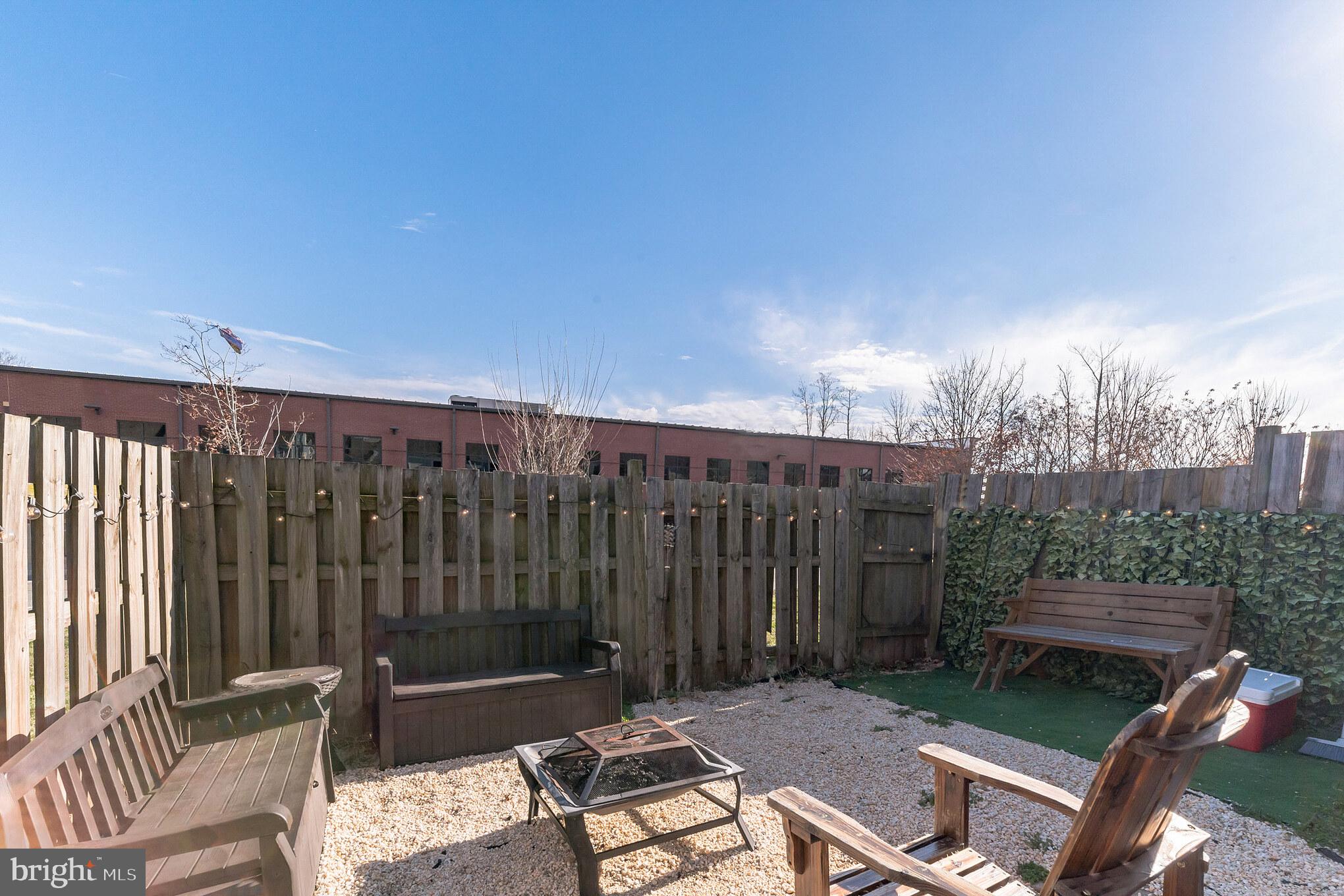 STAFFORD MEADOWS - Residential