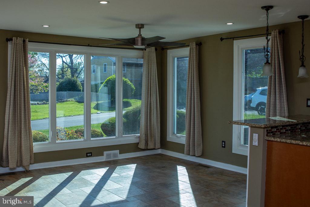 FEASTERVILLE HGTS - Residential