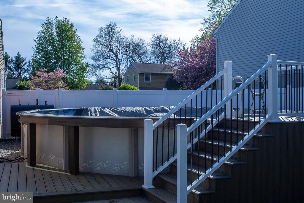 FEASTERVILLE HGTS - Residential