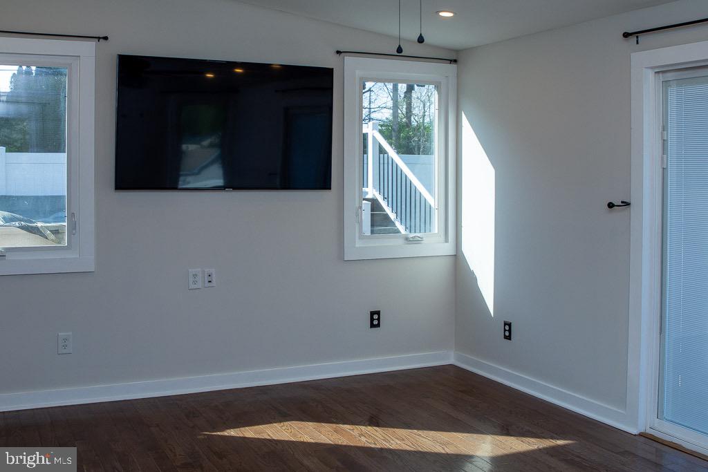 FEASTERVILLE HGTS - Residential