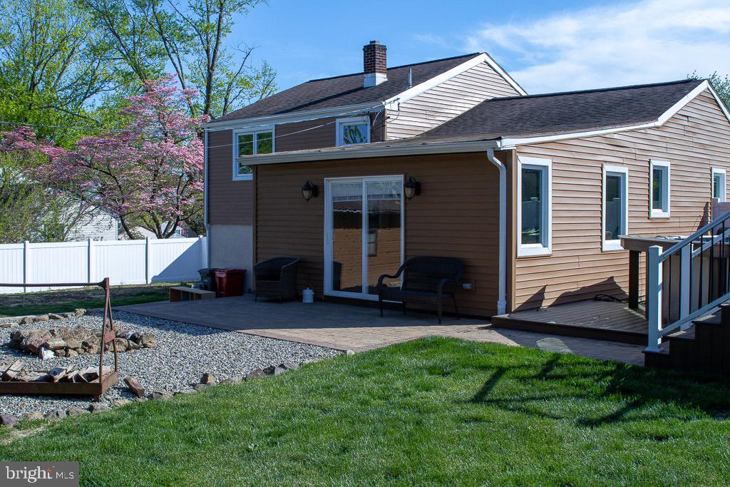 FEASTERVILLE HGTS - Residential