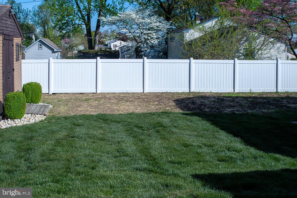 FEASTERVILLE HGTS - Residential