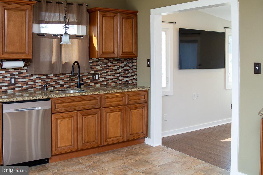 FEASTERVILLE HGTS - Residential