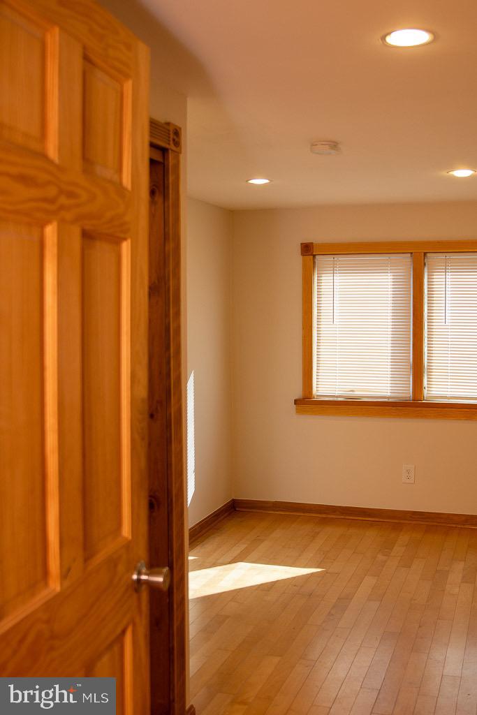 FEASTERVILLE HGTS - Residential