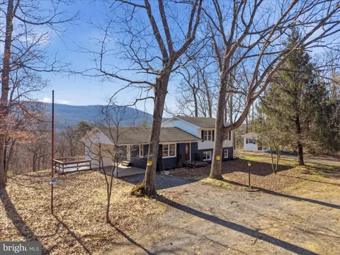 MLS: WVMO2007358