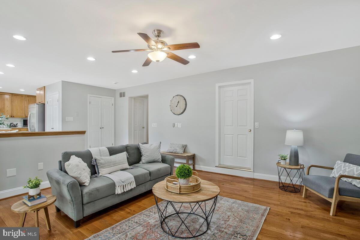 BURLEIGH MANOR - Residential