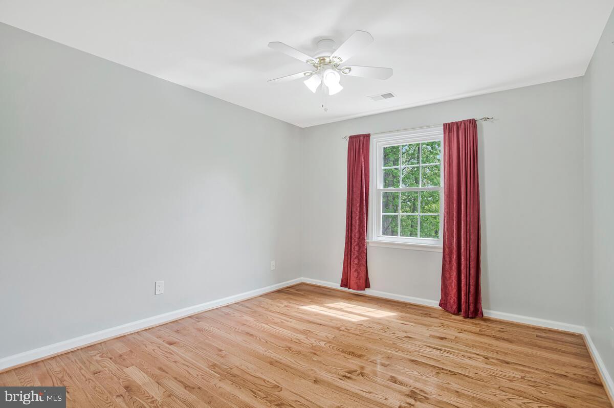 BURLEIGH MANOR - Residential