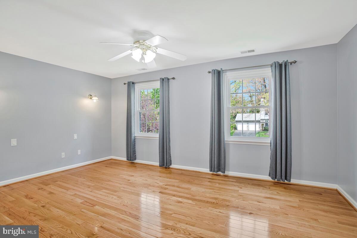 BURLEIGH MANOR - Residential