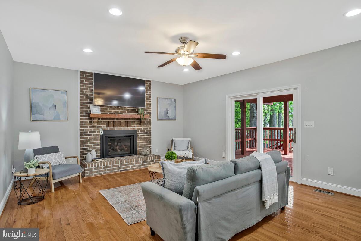 BURLEIGH MANOR - Residential