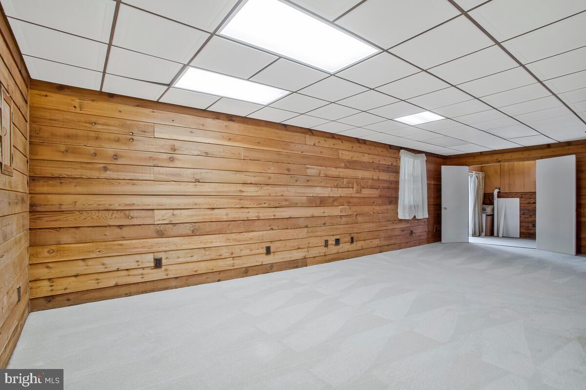 BURLEIGH MANOR - Residential