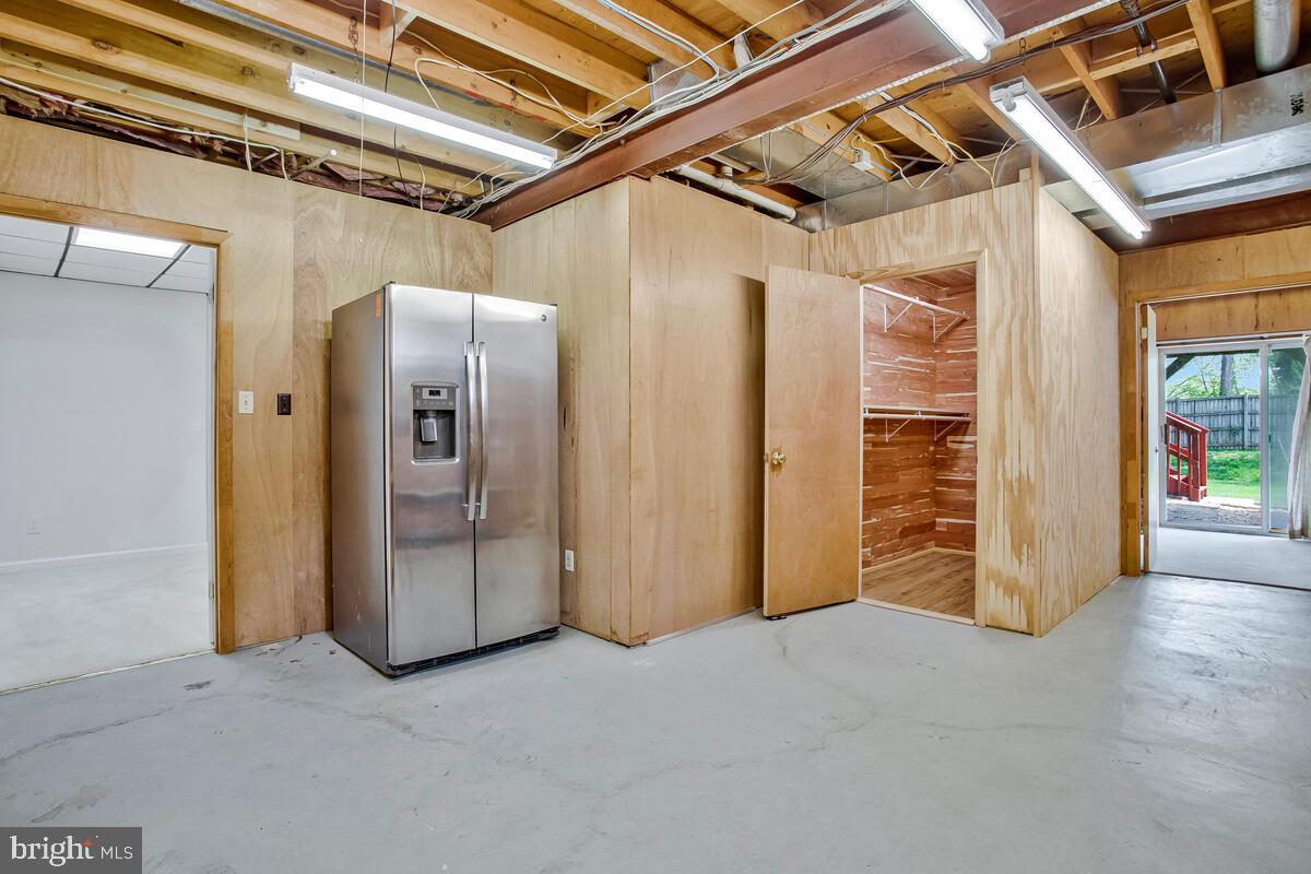 BURLEIGH MANOR - Residential