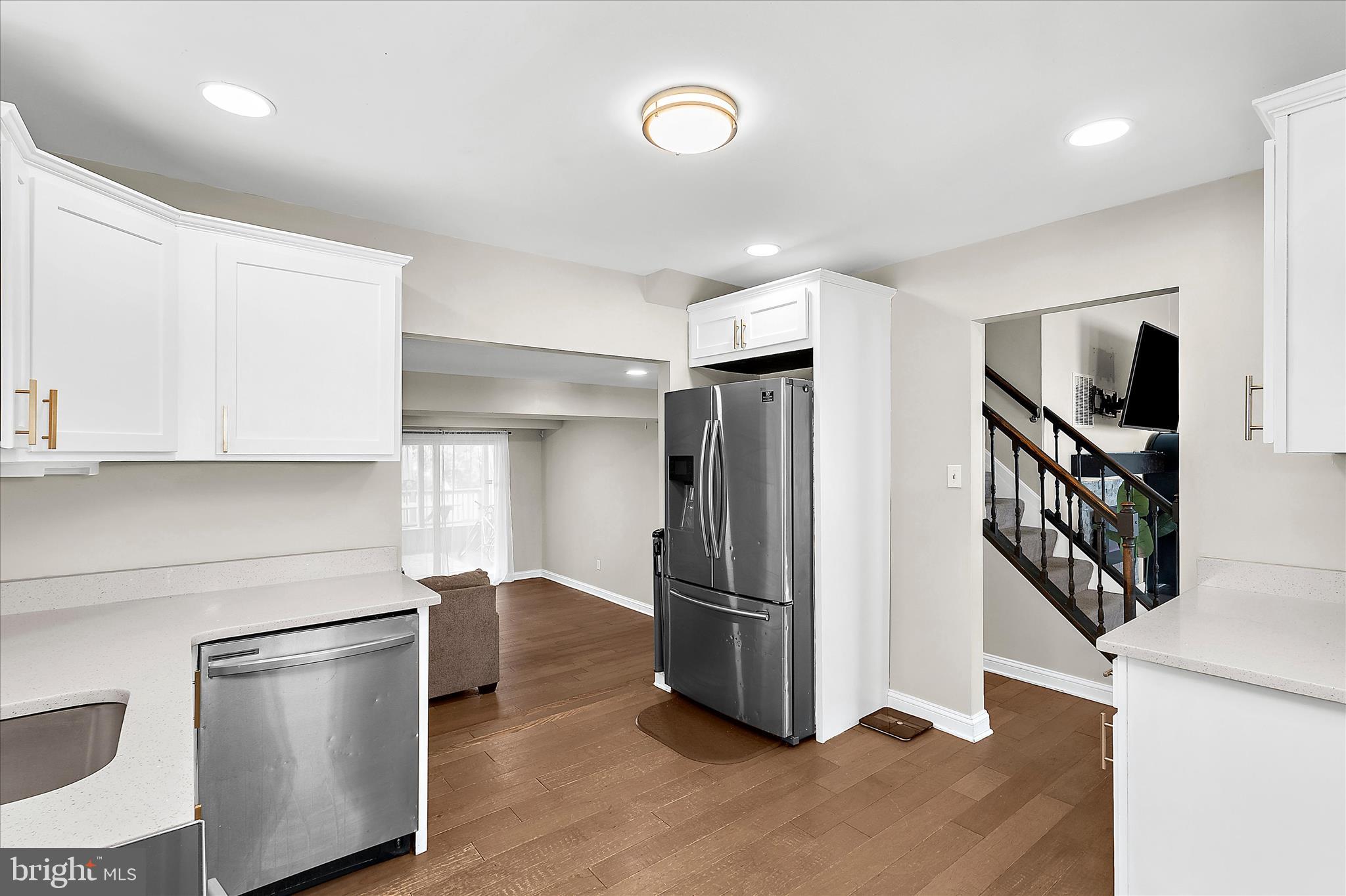 LINTHICUM OAKS - Residential