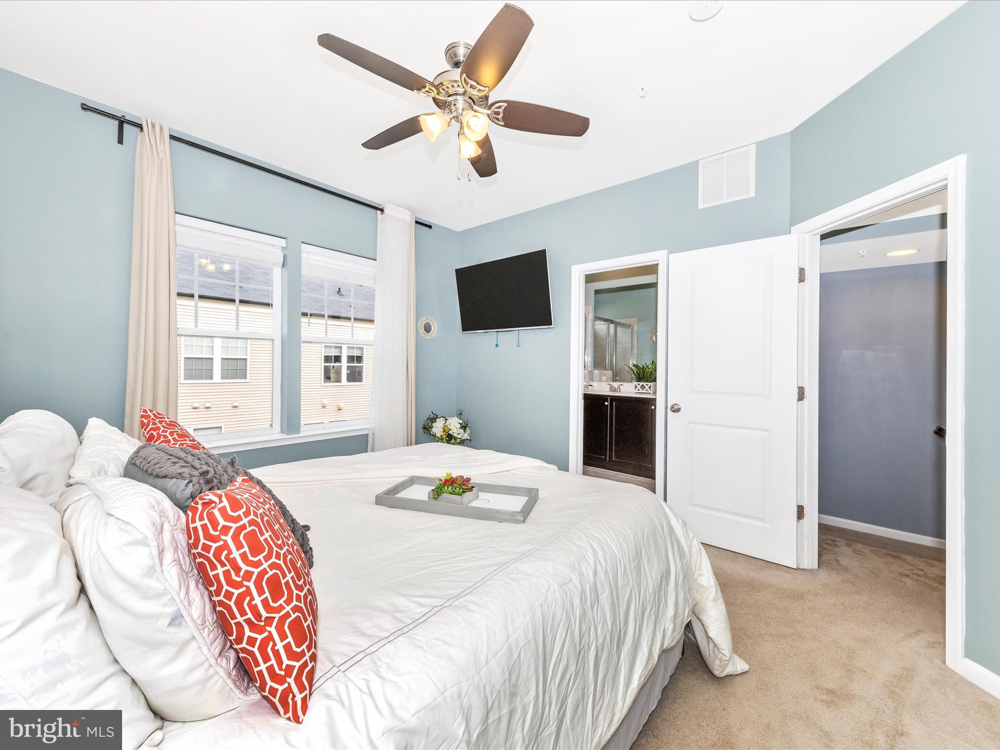 GALLERY PARK - Residential