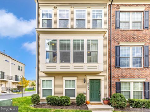 22533 PHILLIPS STREET 1501 CLARKSBURG MD 20871
